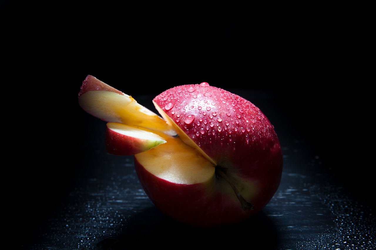 リンゴのすりおろしの栄養効果は 風邪に効能が期待できる食べ方も 調味料辞典
