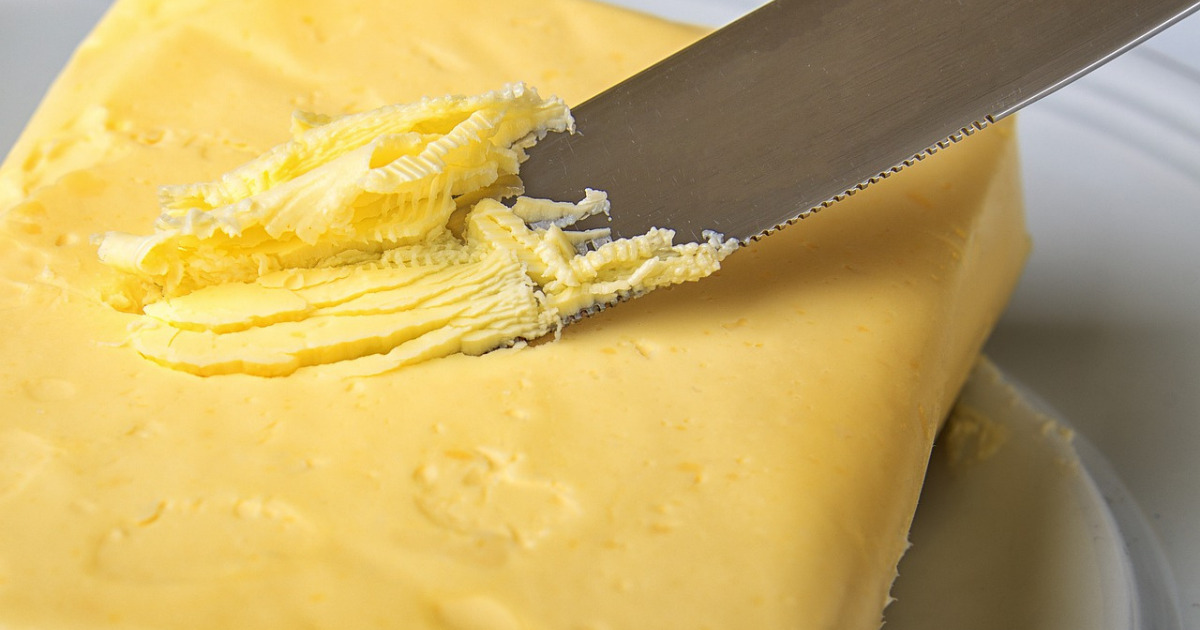 バターとマーガリンの違いは？パスタ・オムライスに代用できる？カロリーや値段についても比較